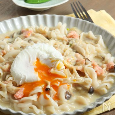 豆乳で作るサーモンのクリームソースパスタ