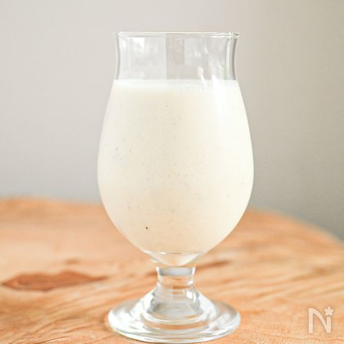 カフェ風ドリンク♪バニラバナナセーキ
