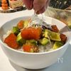 10分で完成!切って混ぜるだけ【サーモンポキ丼】の工程4