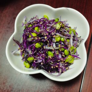 1458414の作ってみた!投稿(【５分で簡単お弁当おかず】紫キャベツと枝豆のナムル)
