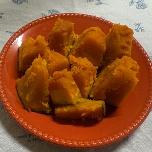 チョビの助の作ってみた!投稿(味付けは塩だけ♪甘い塩カボチャの作り方)