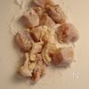 鶏むね肉と激安肉だんごで節約♪マヨ炒めの工程2