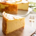 ミキサーで混ぜるだけ！さつまいものベイクドチーズケーキ