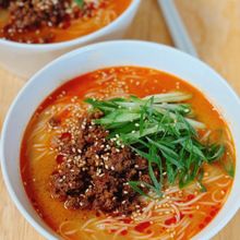 【冷やし担々そうめん】
簡単なのに本格派！濃厚辛ごまスープ