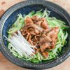 濃厚なタレが絡む!豚バラ肉ときゅうりの中華風サラダ