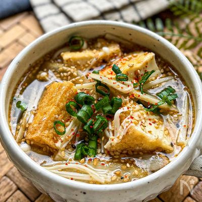 ごま好きに捧ぐ《厚揚げとごぼうのごま味噌スープ》