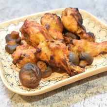 ホロホロっと取れる♪鶏手羽元のトマト煮込み焼き