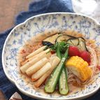 夏野菜盛り盛り！エスニック風そうめん
