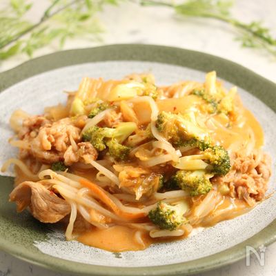 レンジで簡単!豚キムチ 野菜もたっぷり