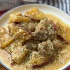 【にんにくがガツンとくる！】鶏肉とさつまいものシュクメルリ