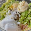 【鶏むね肉と春キャベツの一口カレー餃子】の工程1