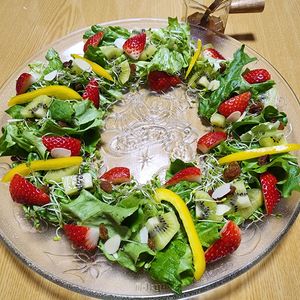 ナムディの作ってみた!投稿(クリスマスに！フルーツのリースサラダ)