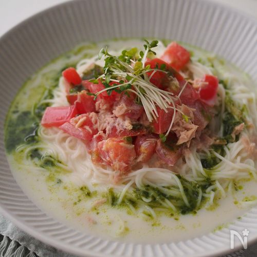 トマト氷のバジル豆乳そうめん