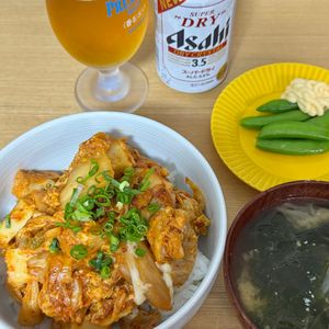 Tsuneaki Okadaの作ってみた!投稿(【とろたま豚キムチ丼】10分で大満足！休日ランチに◎)
