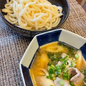 ゆっちゃんの作ってみた!投稿(ピリ辛ネギ味噌つけだれで！スタミナ豚肉うどん)