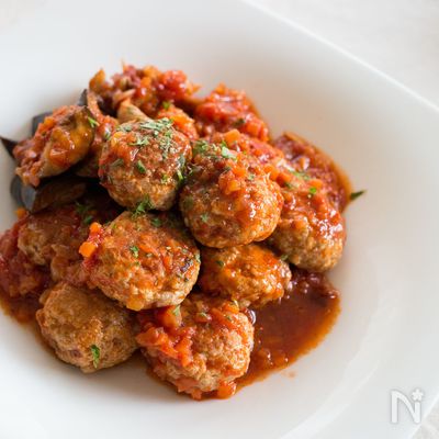 トマトソース活用!『お豆腐ミートボールと野菜のトマト煮込み』