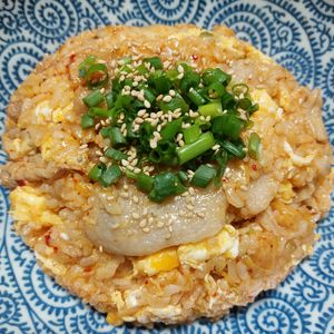 よっこの作ってみた!投稿(手軽に作れてボリュームたっぷり!『豚キムたまご炒飯』)