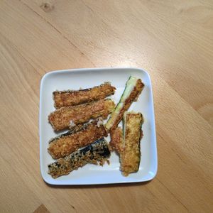 天丼かぁちゃんの作ってみた!投稿(ズッキーニのチーズパン粉焼き)