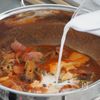 鍋ひとつで完結！重ね煮で作る【まろやかナポリタン】の工程5