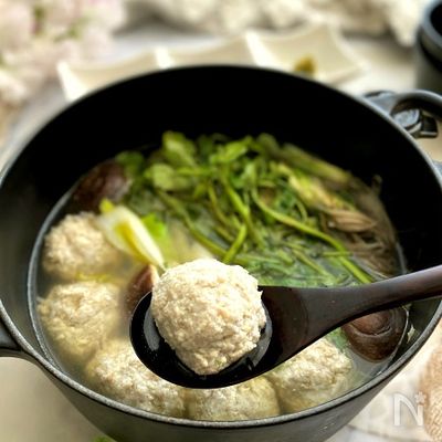 ふんわりふわふわ豆腐とれんこんの鶏つくね鍋