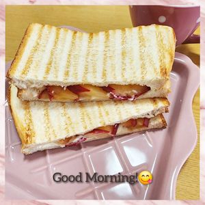 ナムディの作ってみた!投稿(りんご煮とクリームチーズのホットサンド)