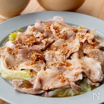【春キャベツと豚バラ肉のフライパン蒸し】ワンパンで超簡単!