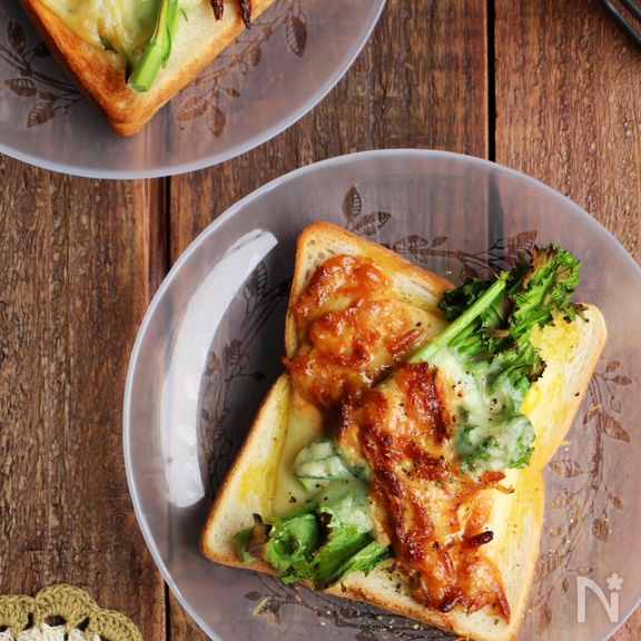 桜えびのおかかマヨトースト