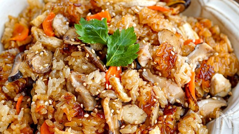 鶏五目おこわ】炊飯器で♪もちもちご飯が大人気◎お祝いに◎ | レシピ