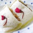 桜咲く！あったかふわふわ、食パンポケット肉まん