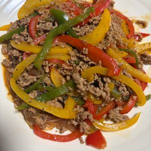 ゆっこの作ってみた!投稿(夏野菜とひき肉の彩りポークチャプチェ【#作り置き#お弁当】)