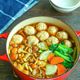えのき鶏団子となめこたっぷり鍋