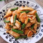 ボリューム満点♩鶏むね肉とししとうの味噌マヨ照り焼き