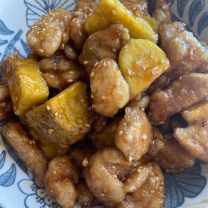 りかしゃむの作ってみた!投稿(『鶏肉とさつまいもの甘辛炒め』ほっこりおいしい秋の味覚♪)