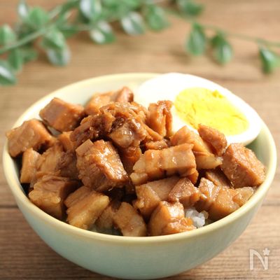 台湾屋台飯！魯肉飯（ルーローハン）