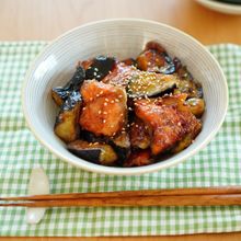 ごはんがすすむ♪鮭となすの照り焼き