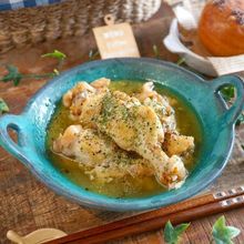 柔らかチキンのビール煮込み