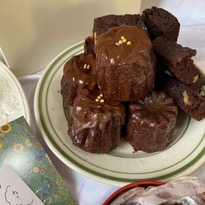 ポッ！の作ってみた!投稿(すぐに食べれる❢米粉のカヌレショコラ)