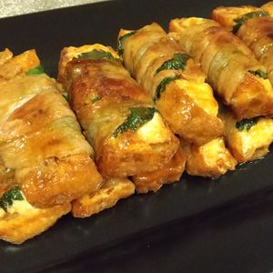 いちごきういの作ってみた!投稿(とろ～りチーズがたまらない♪厚揚げ大葉肉巻き)
