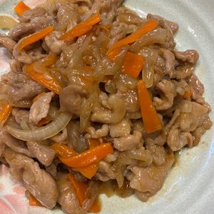 くだもの大好き🧡の作ってみた!投稿(肉食系男子大喜び♡甘辛お箸がとまらない♪【豚の生姜焼き丼】)
