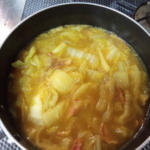 鶏皮坊主の作ってみた!投稿(【白菜とポテトのカレースープ】味付け簡単！温かくてほっこり◎)