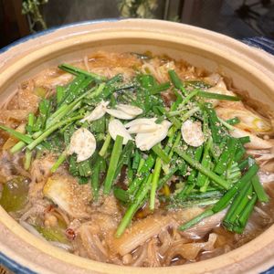 みっさキッチンの作ってみた!投稿(【豚バラキャベツのもつ鍋風】焦がし醤油香る♬鍋の〆は辛麺風♡)
