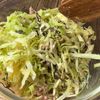 鯖缶で栄養も！【キャベツとサバの無限サラダ】の工程2