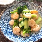 簡単なのにめちゃ旨♡むき海老とブロッコリーの中華炒め