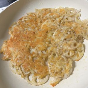 ぐーの作ってみた!投稿(【やみつき♡れんこんチーズのガレット】サクサク香ばしい！)