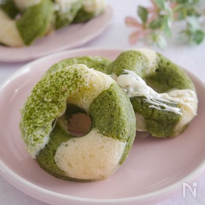 もっちり♪抹茶のお豆腐米粉焼きドーナツ（卵不使用）