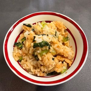えなりんの作ってみた!投稿(おかずなしで食べれる♪小松菜と油揚げの混ぜご飯)