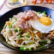重ねてチン♪簡単おいしい『焼きうどん』フライパンでもOK!