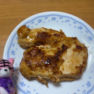 しめぴょんの作ってみた!投稿(【鶏胸がめちゃ柔らかい】家族が好きな甘辛おろしチキンステーキ)