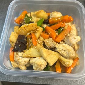 みらりの作ってみた!投稿(たけのこと春野菜と鶏むね肉のオイスター炒め)