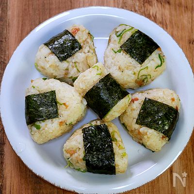 梅じゃこネギおにぎり